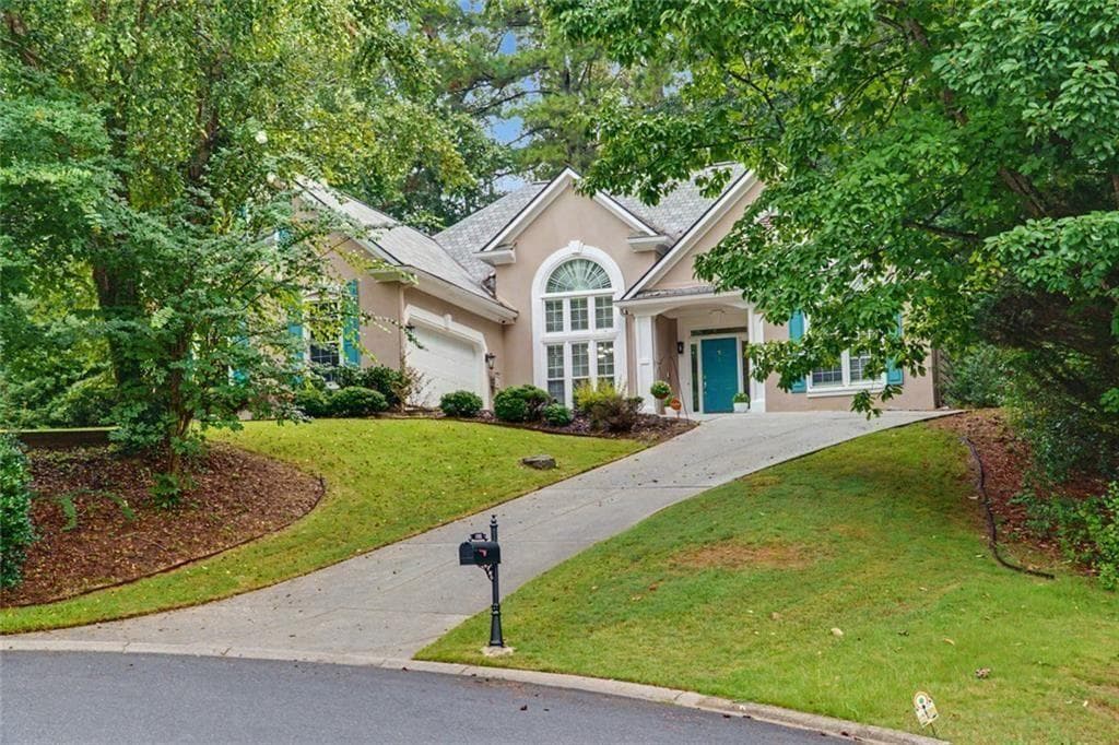 3 bedroom, 2 bathroom, 2,144 sq ft single family residence under contract at 102 Legacy Court, Woodstock, GA 30189 — photo 7