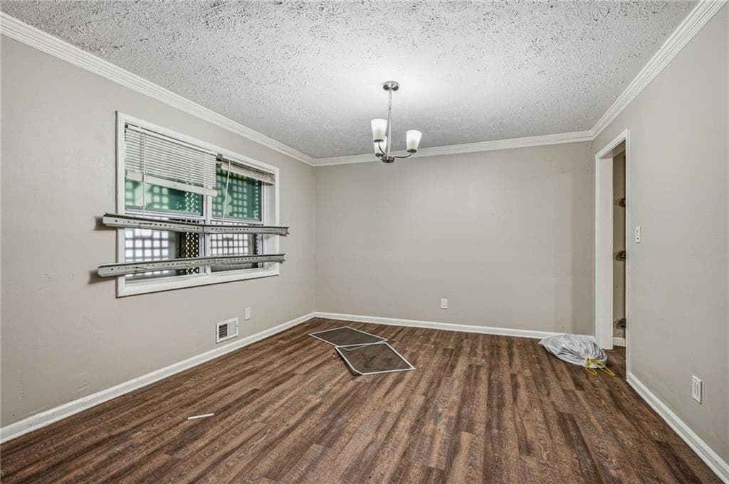 5 bedroom, 3 bathroom, 1,606 sq ft single family residence for sale at 1281 Lee Ann Drive, Decatur, GA 30035 — photo 5