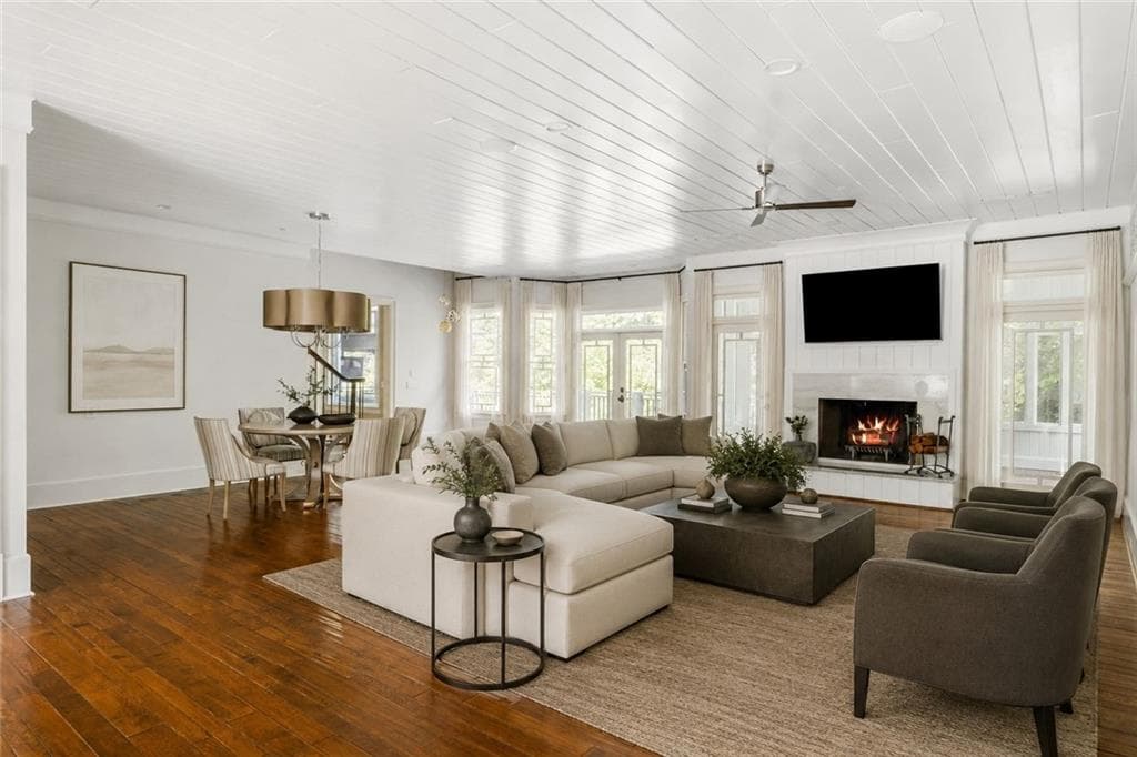 6 bedroom, 9 bathroom, 10,519 sq ft single family residence for sale at 4500 Powers Ferry Road, Atlanta, GA 30327 — photo 10