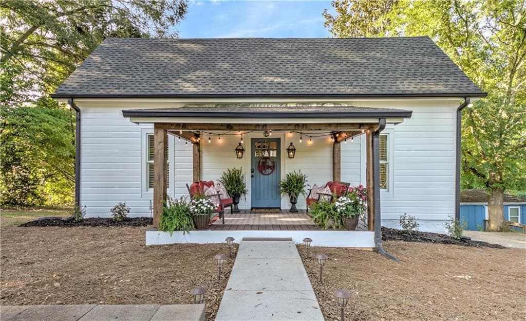 3 bedroom, 3 bathroom, 1,828 sq ft single family residence for sale at 145 Stripling Street, Ball Ground, GA 30107 — photo 3