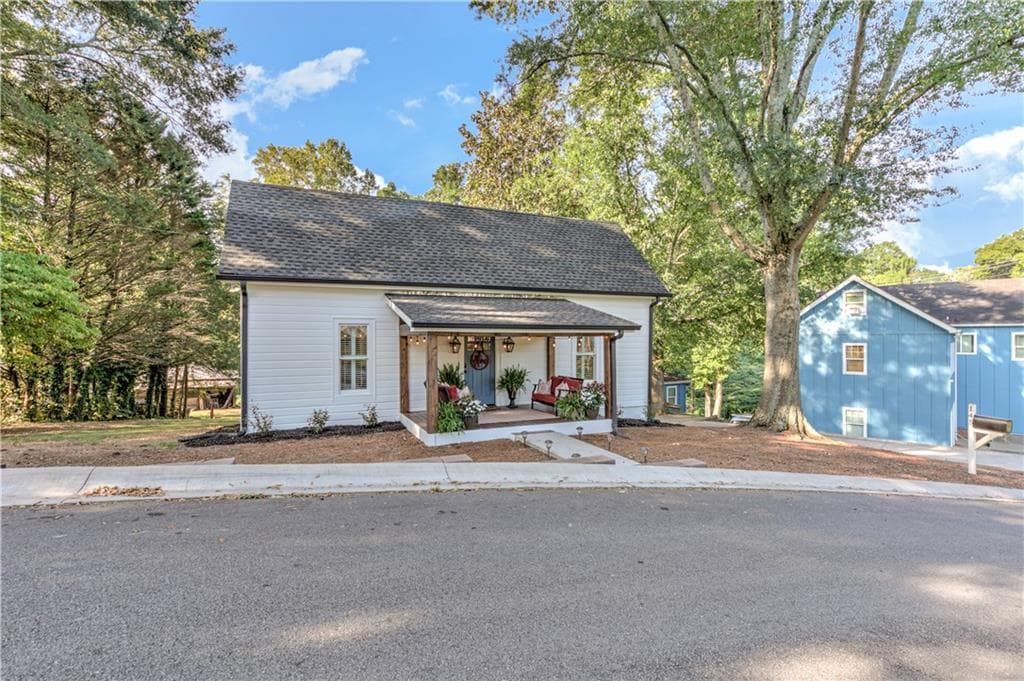 3 bedroom, 3 bathroom, 1,828 sq ft single family residence for sale at 145 Stripling Street, Ball Ground, GA 30107 — photo 6