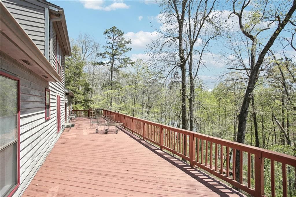 5 bedroom, 4 bathroom, 4,948 sq ft single family residence for sale at 8145 Stone Hill Road, Cumming, GA 30028 — photo 7