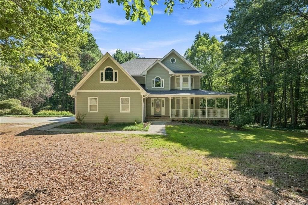 3 bedroom, 3 bathroom, 2,331 sq ft single family residence for sale at 558 Auburn Road, Auburn, GA 30011