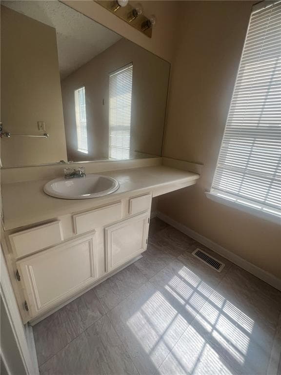 3 bedroom, 3 bathroom, 1,420 sq ft townhouse for rent at 1033 Plantation Way, Kennesaw, GA 30144 for $1,850 a month — photo 9