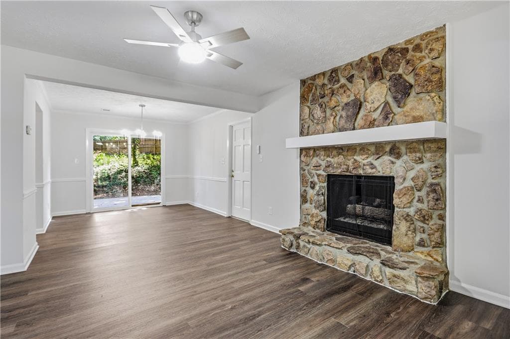 3 bedroom, 2 bathroom, 1,675 sq ft single family residence for sale at 485 Barrington Loop, Roswell, GA 30076 — photo 5