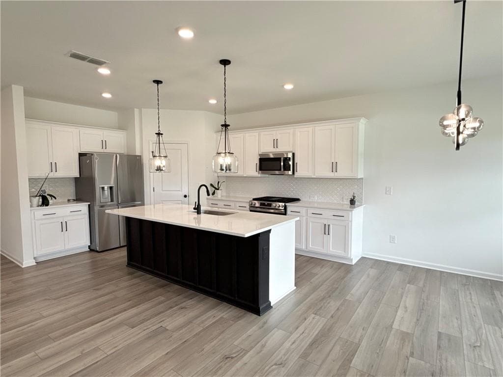 5 bedroom, 4 bathroom, 2,924 sq ft single family residence for rent at 207 Foxhill Drive, Dawsonville, GA 30534 for $2,950 a month — photo 10