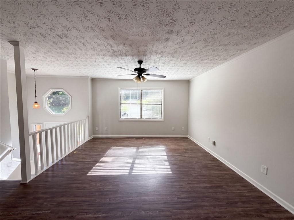 3 bedroom, 2 bathroom, 1,619 sq ft single family residence for sale at 324 Adelene Way, Dallas, GA 30157 — photo 6