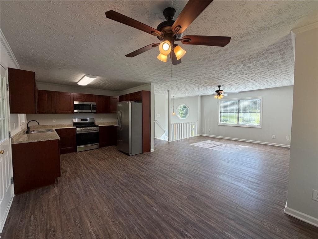 3 bedroom, 2 bathroom, 1,619 sq ft single family residence for sale at 324 Adelene Way, Dallas, GA 30157 — photo 8