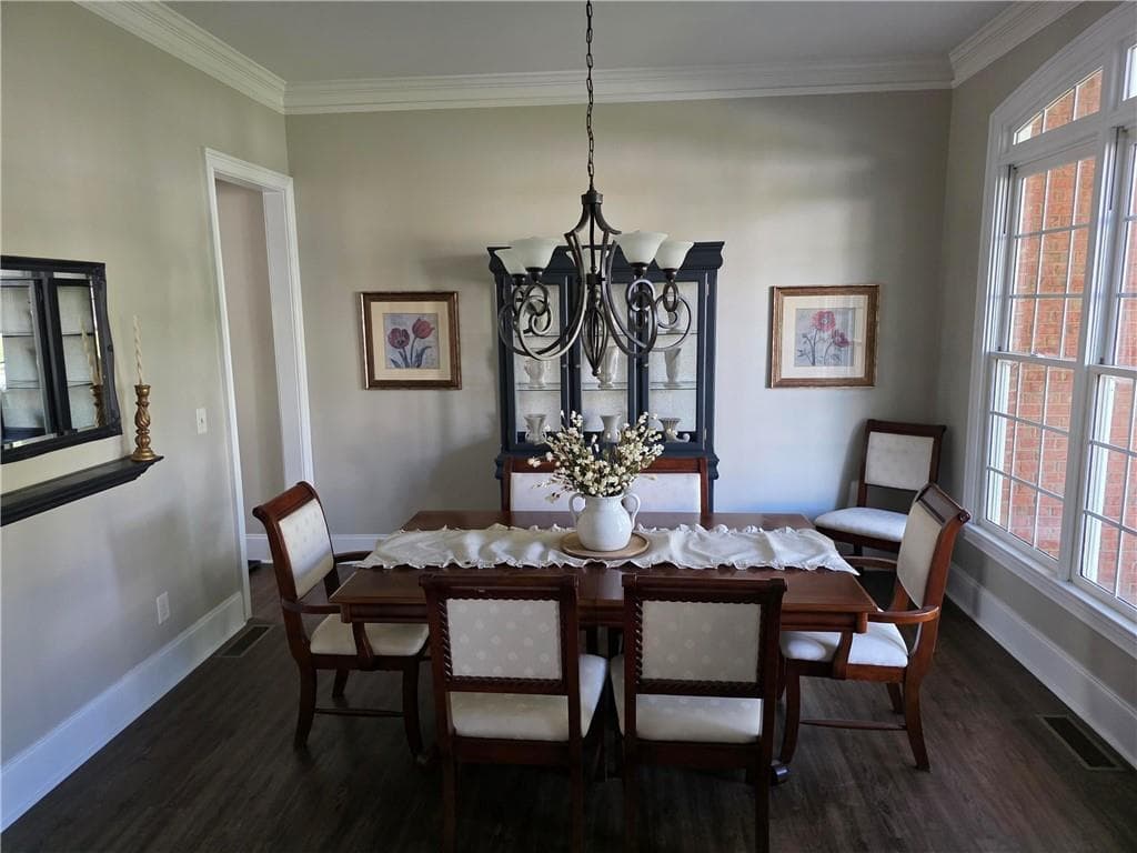 5 bedroom, 3 bathroom, 3,403 sq ft single family residence for sale at 3285 Emma Marie Place, Buford, GA 30519 — photo 9