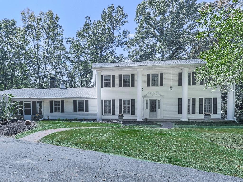 5 bedroom, 4 bathroom, 3,400 sq ft single family residence for sale at 633 Butterworth Road, Canton, GA 30114