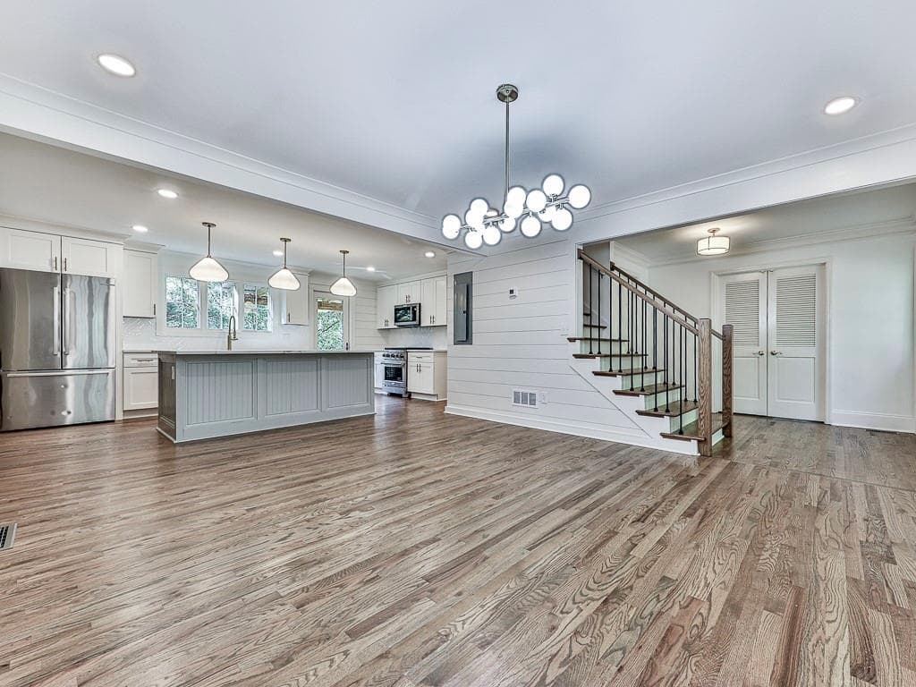 5 bedroom, 4 bathroom, 3,400 sq ft single family residence for sale at 633 Butterworth Road, Canton, GA 30114 — photo 7