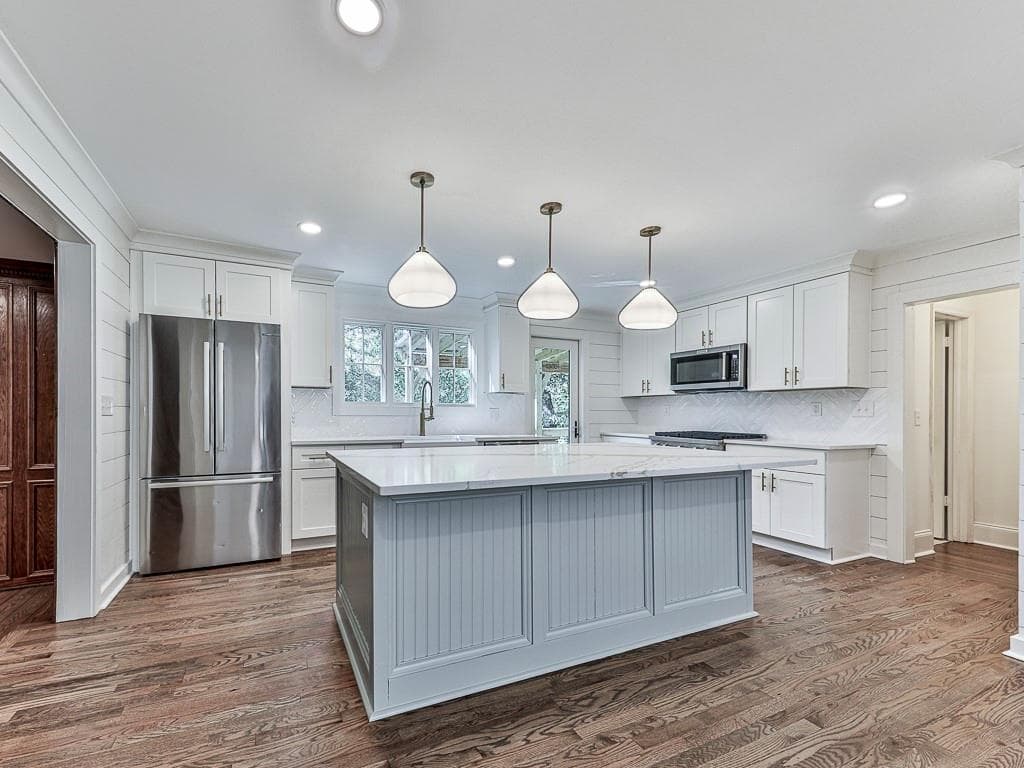 5 bedroom, 4 bathroom, 3,400 sq ft single family residence for sale at 633 Butterworth Road, Canton, GA 30114 — photo 8