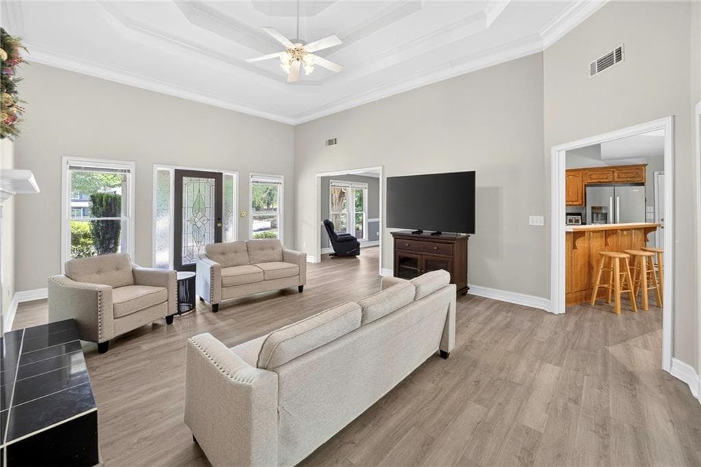 4 bedroom, 2 bathroom, 2,236 sq ft single family residence for sale at 1650 Peachcrest Drive, Lawrenceville, GA 30043 — photo 6