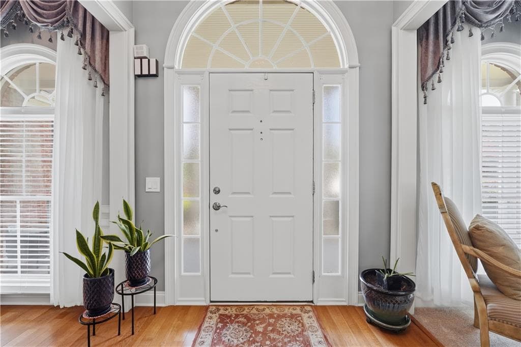 4 bedroom, 3 bathroom, 2,972 sq ft single family residence under contract at 1353 Arbor Bluff Court, Lawrenceville, GA 30045 — photo 7