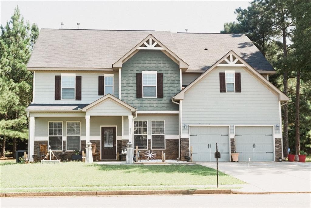 7 bedroom, 4 bathroom, 3,912 sq ft single family residence for sale at 295 Stonecreek Parkway, Covington, GA 30016 — photo 1 of 20