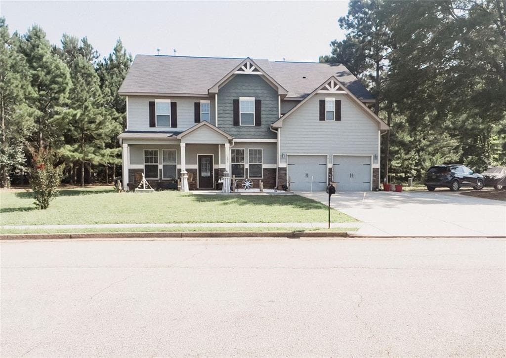 7 bedroom, 4 bathroom, 3,912 sq ft single family residence for sale at 295 Stonecreek Parkway, Covington, GA 30016 — photo 2