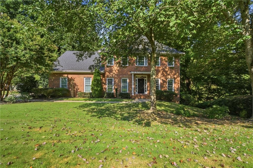 4 bedroom, 3 bathroom, 4,183 sq ft single family residence under contract at 1440 Shade Tree Way, Alpharetta, GA 30009
