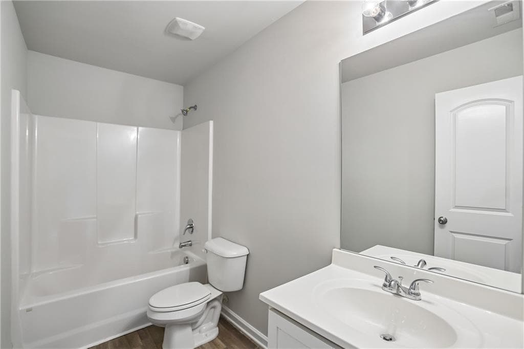 4 bedroom, 3 bathroom, 2,031 sq ft single family residence for sale at 4036 Liberty Estates Drive, Macon, GA 31216 — photo 6