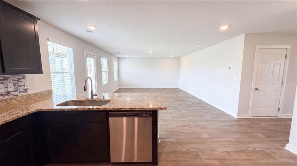 5 bedroom, 3 bathroom, 2,376 sq ft single family residence for sale at 800 Maduro Way, Mcdonough, GA 30253 — photo 10