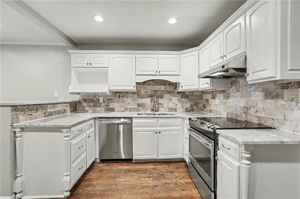 4 bedroom, 3 bathroom, 2,497 sq ft single family residence for sale at 1545 Old Spring House Lane, Atlanta, GA 30338 — photo 5