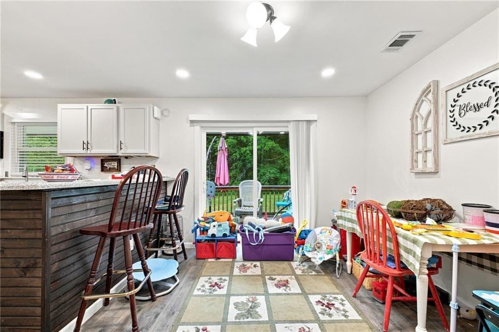 3 bedroom, 2 bathroom, 1,392 sq ft single family residence for sale at 584 Church Road, Calhoun, GA 30701 — photo 7
