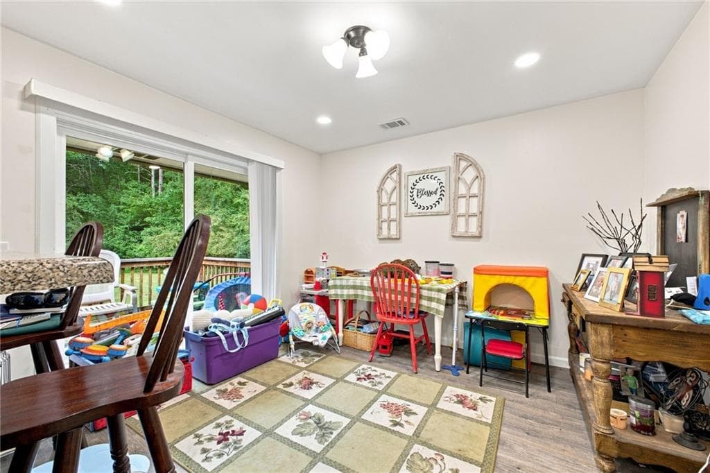 3 bedroom, 2 bathroom, 1,392 sq ft single family residence for sale at 584 Church Road, Calhoun, GA 30701 — photo 9