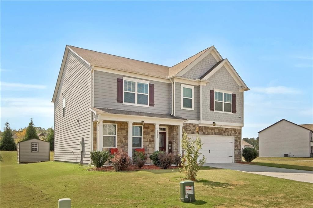 5 bedroom, 3 bathroom, 2,802 sq ft single family residence under contract at 6806 Creekgate Way, Douglasville, GA 30134 — photo 2