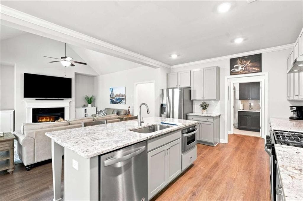 4 bedroom, 3 bathroom, 2,629 sq ft single family residence for sale at 252 Saratoga Drive, Acworth, GA 30102 — photo 10