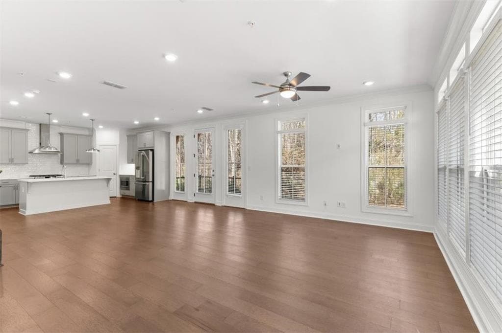 3 bedroom, 4 bathroom, 2,268 sq ft townhouse for sale at 445 Olmstead Way, Alpharetta, GA 30022 — photo 5