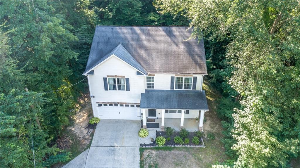 4 bedroom, 3 bathroom, 2,349 sq ft single family residence for rent at 5181 Heather Road, Smyrna, GA 30082 for $2,700 a month — photo 1 of 22