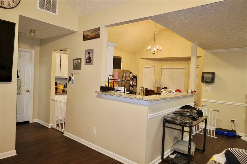 4 bedroom, 2 bathroom, 2,440 sq ft single family residence for sale at 876 Ashton Oak Circle, Stone Mountain, GA 30083 — photo 9