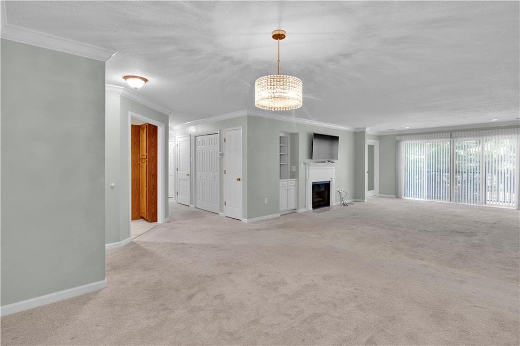 3 bedroom, 2 bathroom, 1,720 sq ft condominium for sale at 26204 Plantation Drive, Atlanta, GA 30324 — photo 4