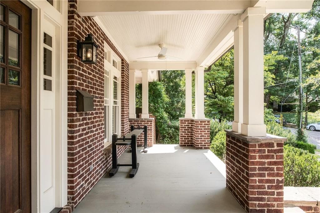 4 bedroom, 4 bathroom, 3,715 sq ft single family residence under contract at 77 Avery Drive, Atlanta, GA 30309 — photo 8