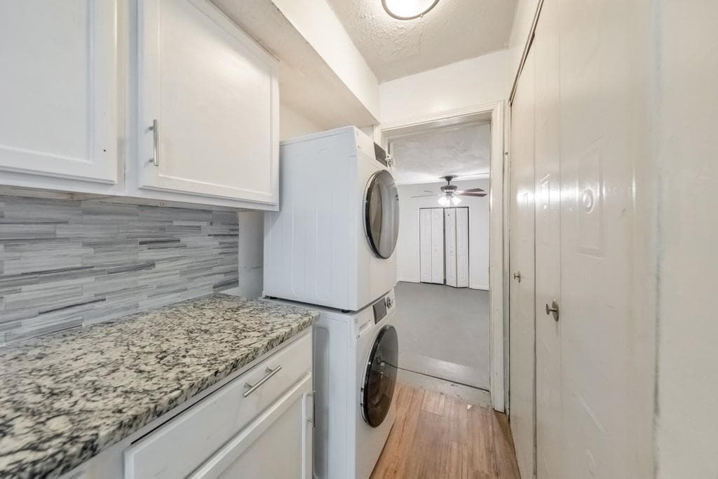 2 bedroom, 1 bathroom, 969 sq ft condominium for sale at 1313 Surrey Lane, Marietta, GA 30008 — photo 10