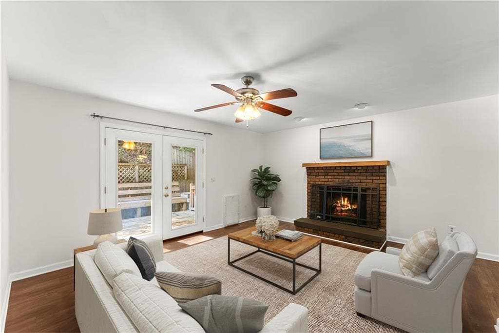 3 bedroom, 2 bathroom, 1,586 sq ft single family residence for sale at 1421 Northwood Circle, Gainesville, GA 30501 — photo 7