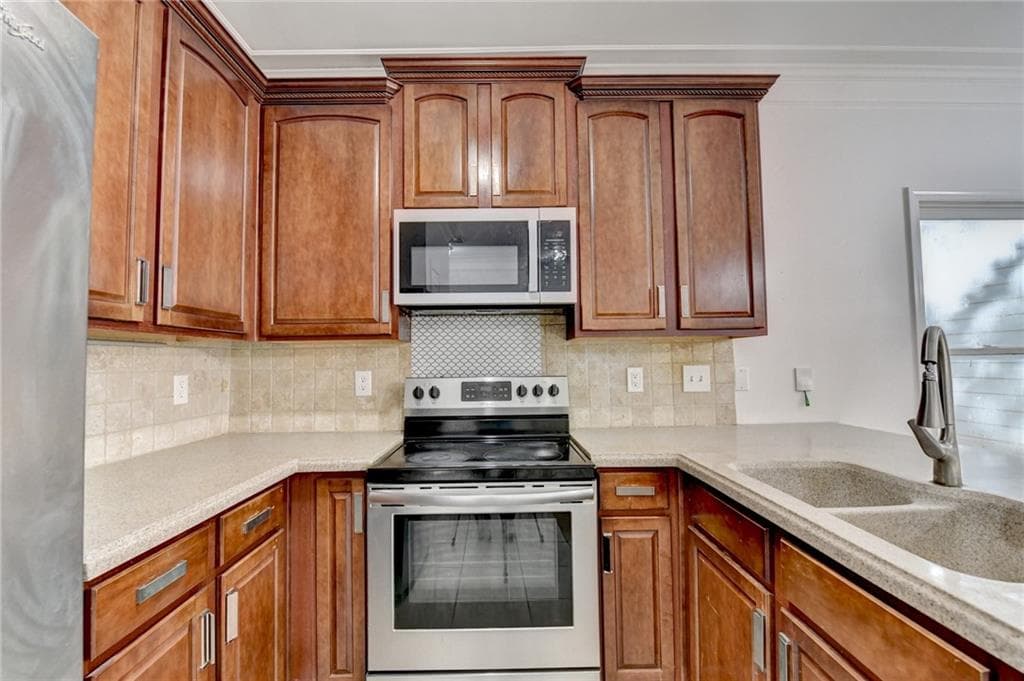 3 bedroom, 3 bathroom, 1,548 sq ft condominium for sale at 5510 Stonewood Court, Norcross, GA 30093 — photo 6