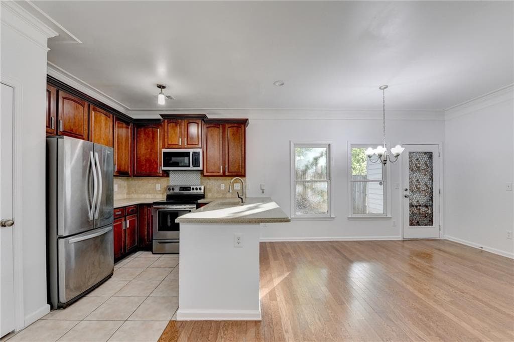 3 bedroom, 3 bathroom, 1,548 sq ft condominium for sale at 5510 Stonewood Court, Norcross, GA 30093 — photo 9