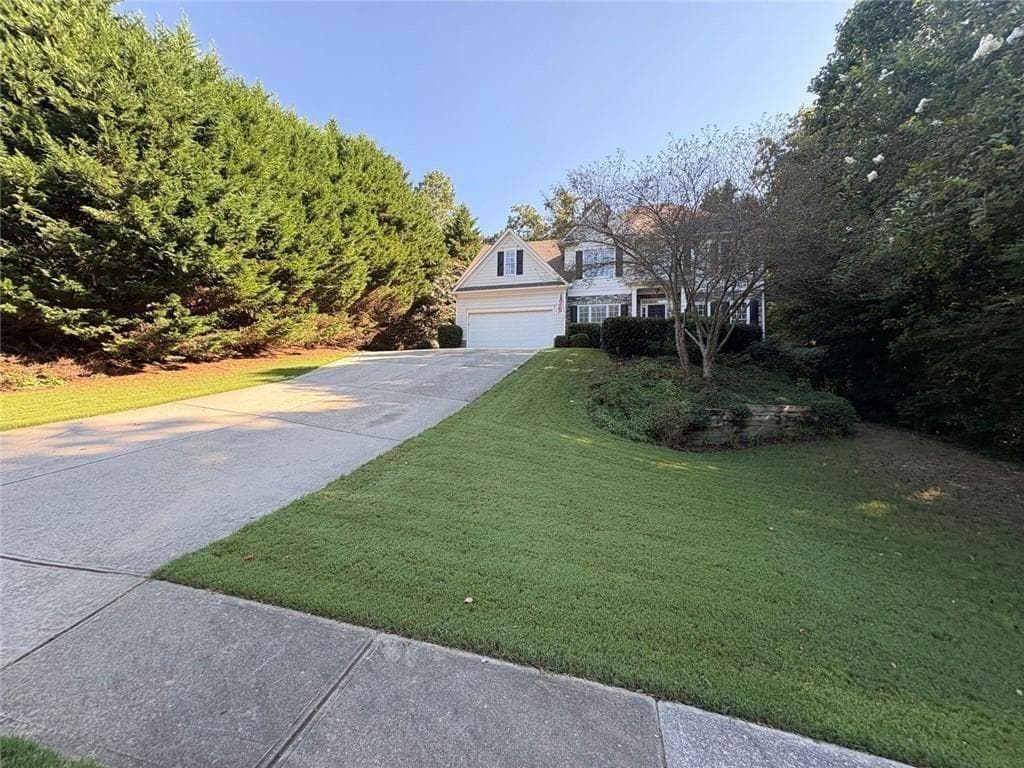 6 bedroom, 4 bathroom, 3,950 sq ft single family residence under contract at 107 Sedgefield Overlook, Dallas, GA 30157