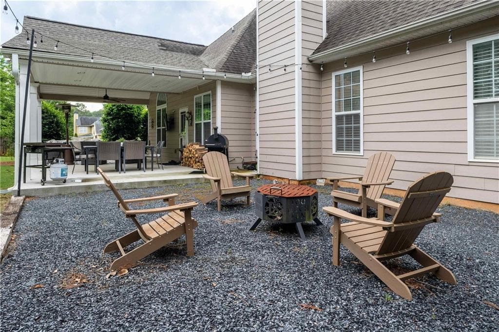 4 bedroom, 3 bathroom, 2,712 sq ft single family residence under contract at 112 Caraway Road, Locust Grove, GA 30248 — photo 5