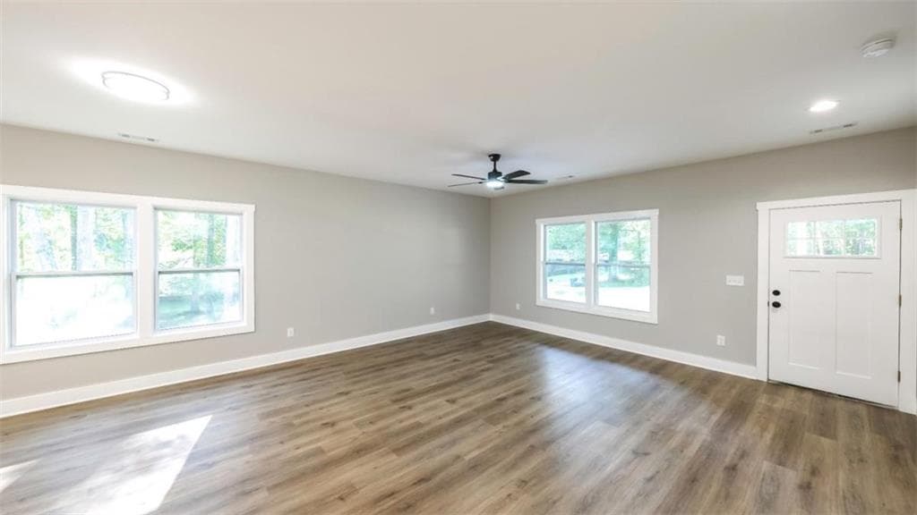 3 bedroom, 2 bathroom, 1,500 sq ft single family residence for sale at 1118 Whispering Hills Drive, Bremen, GA 30110 — photo 3