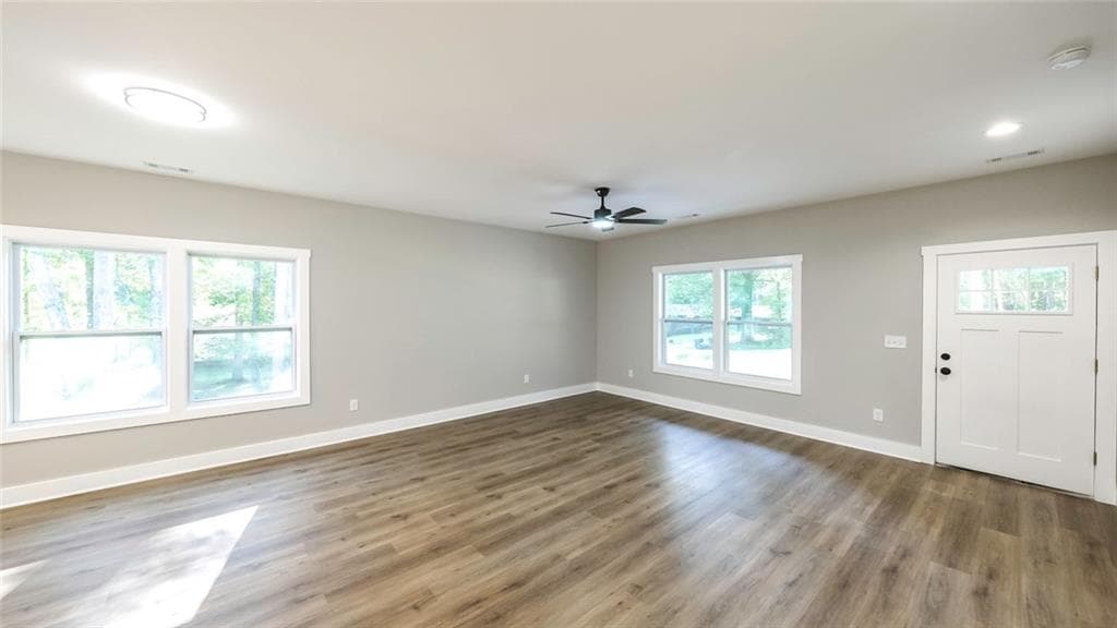 3 bedroom, 2 bathroom, 1,500 sq ft single family residence under contract at 1120 Whispering Hills Drive, Bremen, GA 30110 — photo 4