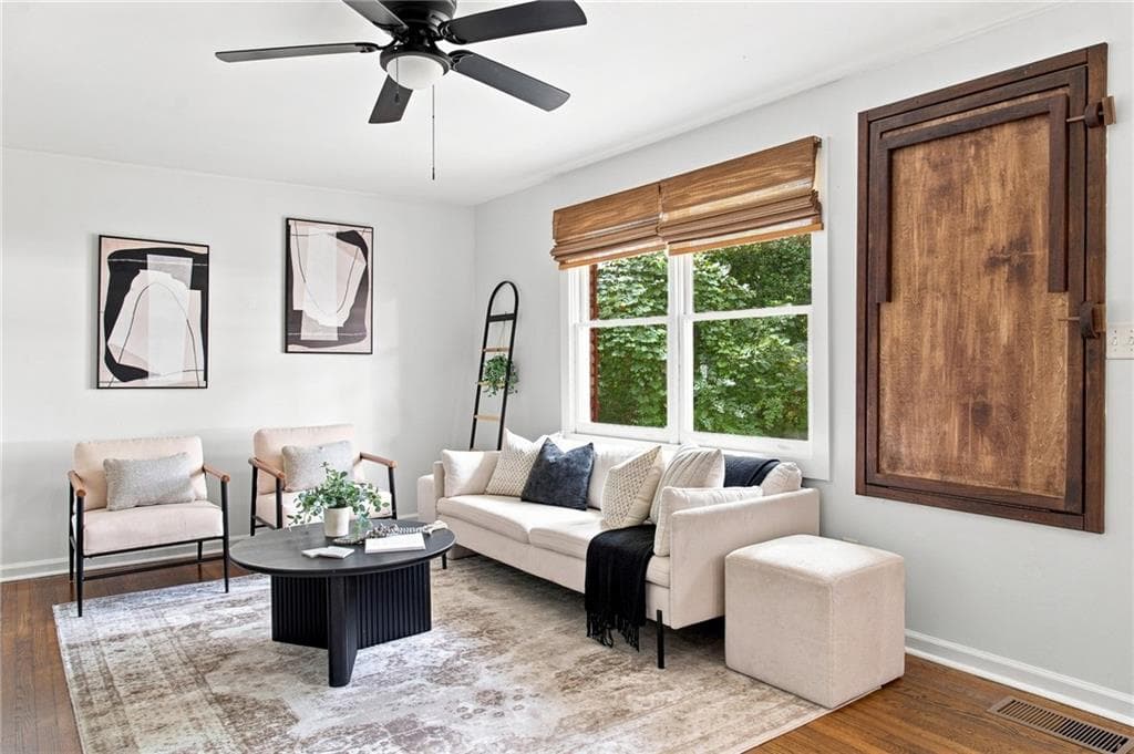 3 bedroom, 1 bathroom, 1,102 sq ft single family residence for sale at 89 Branham Street, Atlanta, GA 30317 — photo 4