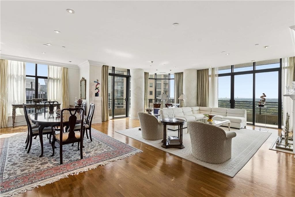 3 bedroom, 3 bathroom, 2,842 sq ft condominium for sale at 750 Park Avenue 19W, Atlanta, GA 30326 — photo 6