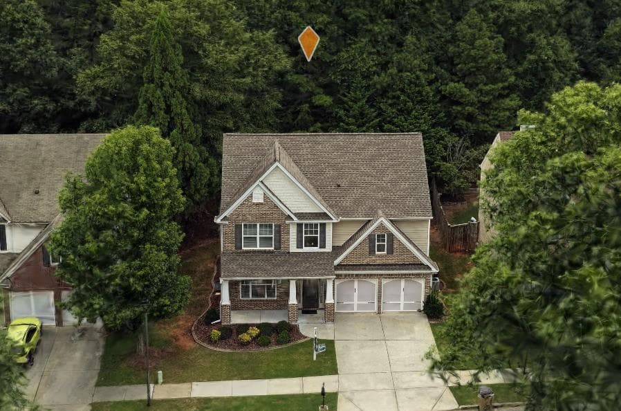 4 bedroom, 3 bathroom, 2,194 sq ft single family residence for sale at 6799 Island Pointe Drive, Buford, GA 30518 — photo 3