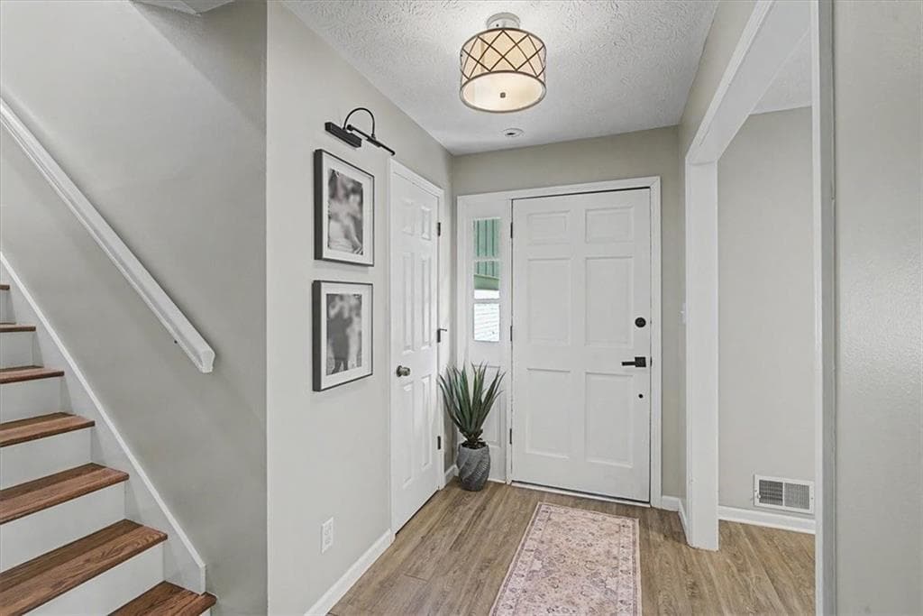 4 bedroom, 3 bathroom, 2,704 sq ft single family residence for sale at 2204 Pine Point Drive, Lawrenceville, GA 30043 — photo 5