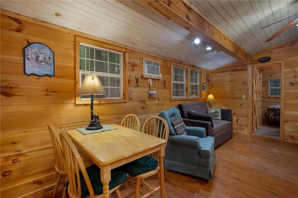 1 bedroom, 1 bathroom, 408 sq ft single family residence for sale at 152 33rd Street, Ellijay, GA 30540 — photo 6
