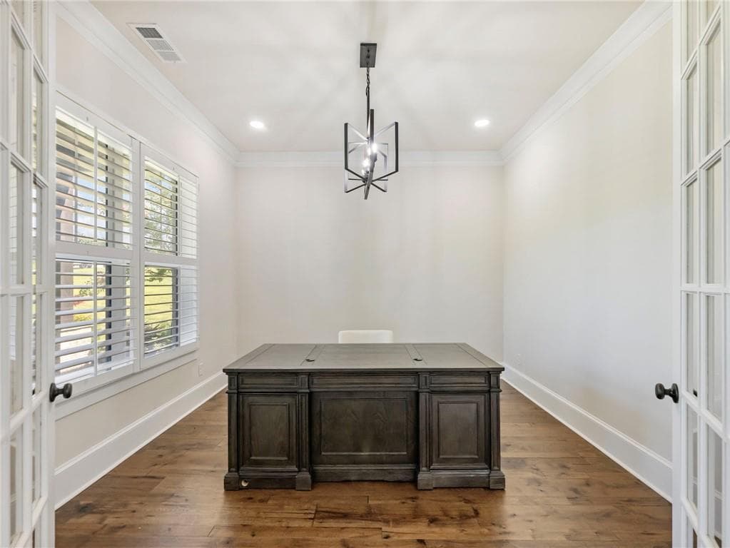 5 bedroom, 5 bathroom, 4,300 sq ft single family residence under contract at 1044 Austin Road, Winder, GA 30680 — photo 4