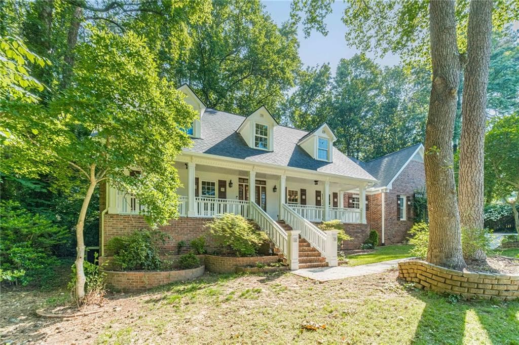 3 bedroom, 2 bathroom, 2,748 sq ft single family residence for sale at 765 Winston Drive, Lawrenceville, GA 30044 — photo 2