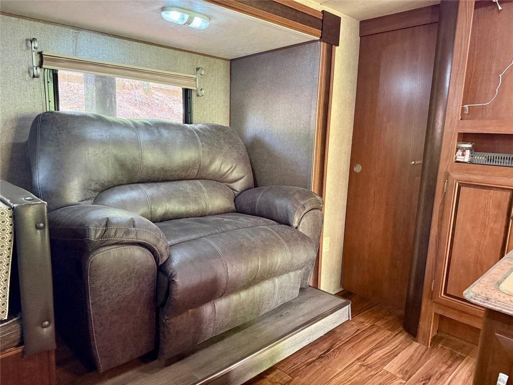 2 bedroom, 1 bathroom single family residence for sale at 142 33rd Street, Ellijay, GA 30540 — photo 10