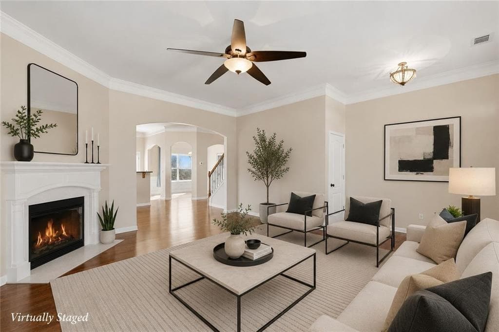 4 bedroom, 3 bathroom, 2,560 sq ft single family residence for sale at 5962 Lexington Way, Braselton, GA 30517 — photo 4